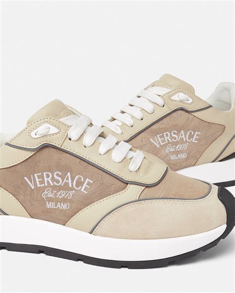 Versace Milano Runner Sneaker da 289,95 € 